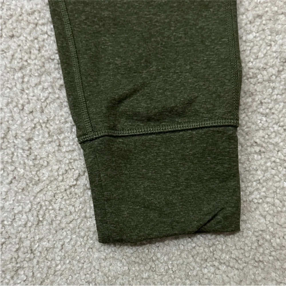 Old Navy Active CozeCore High-Rise
Green Leggings - Picture 7 of 12